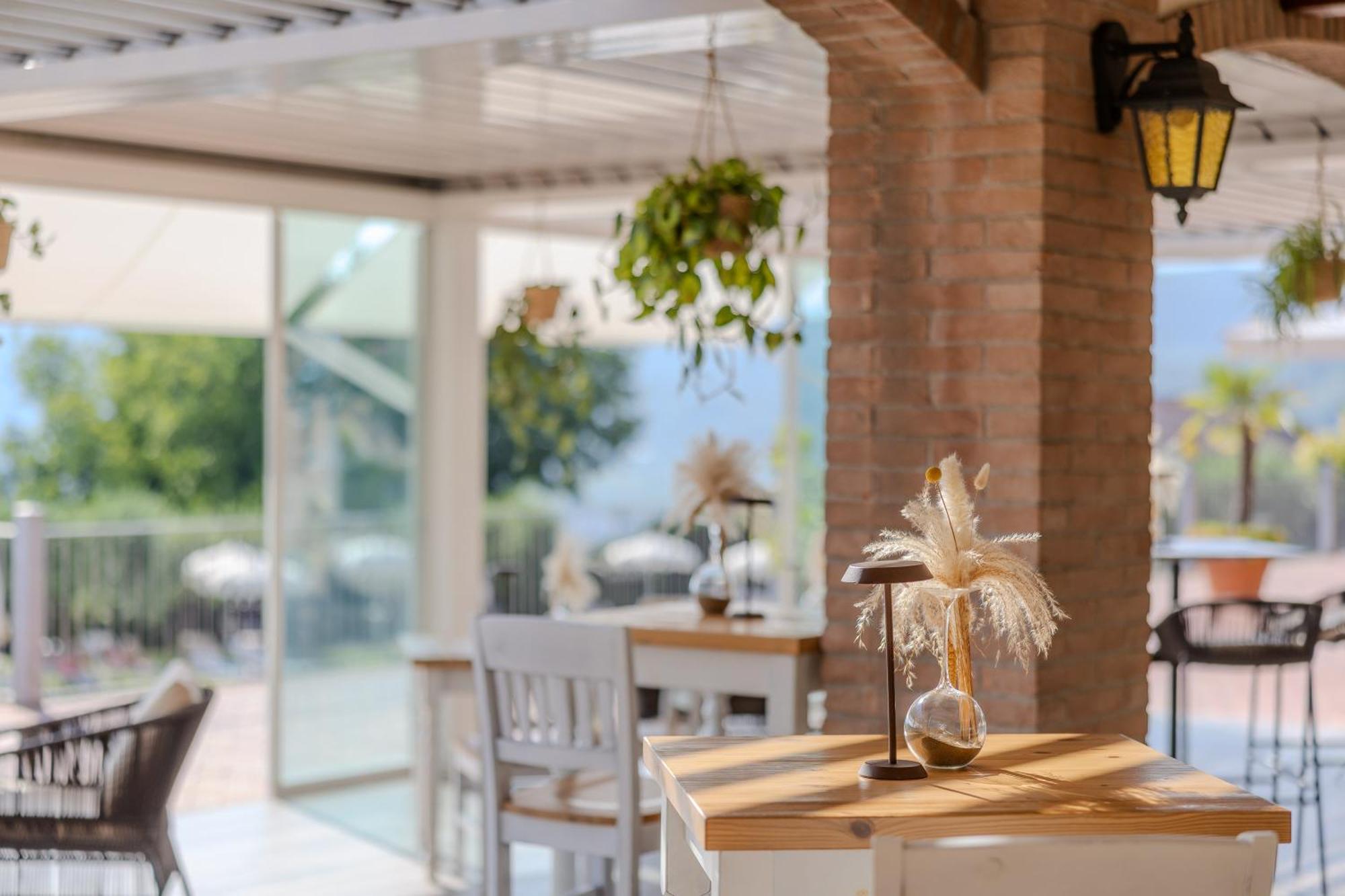Hotel Boffenigo - The Golden Hour กอสเตร์มาโน ภายนอก รูปภาพ