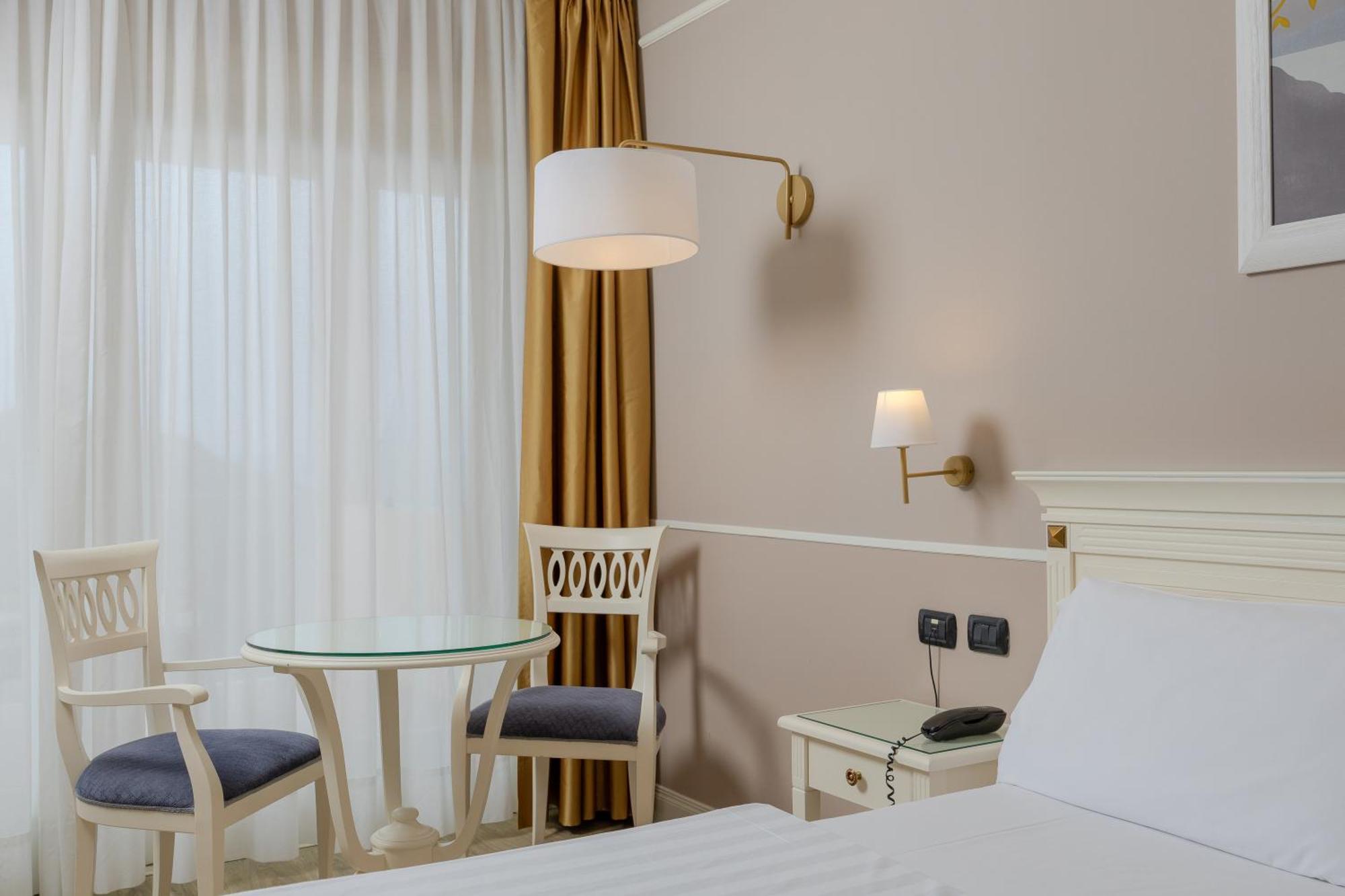 Hotel Boffenigo - The Golden Hour กอสเตร์มาโน ภายนอก รูปภาพ