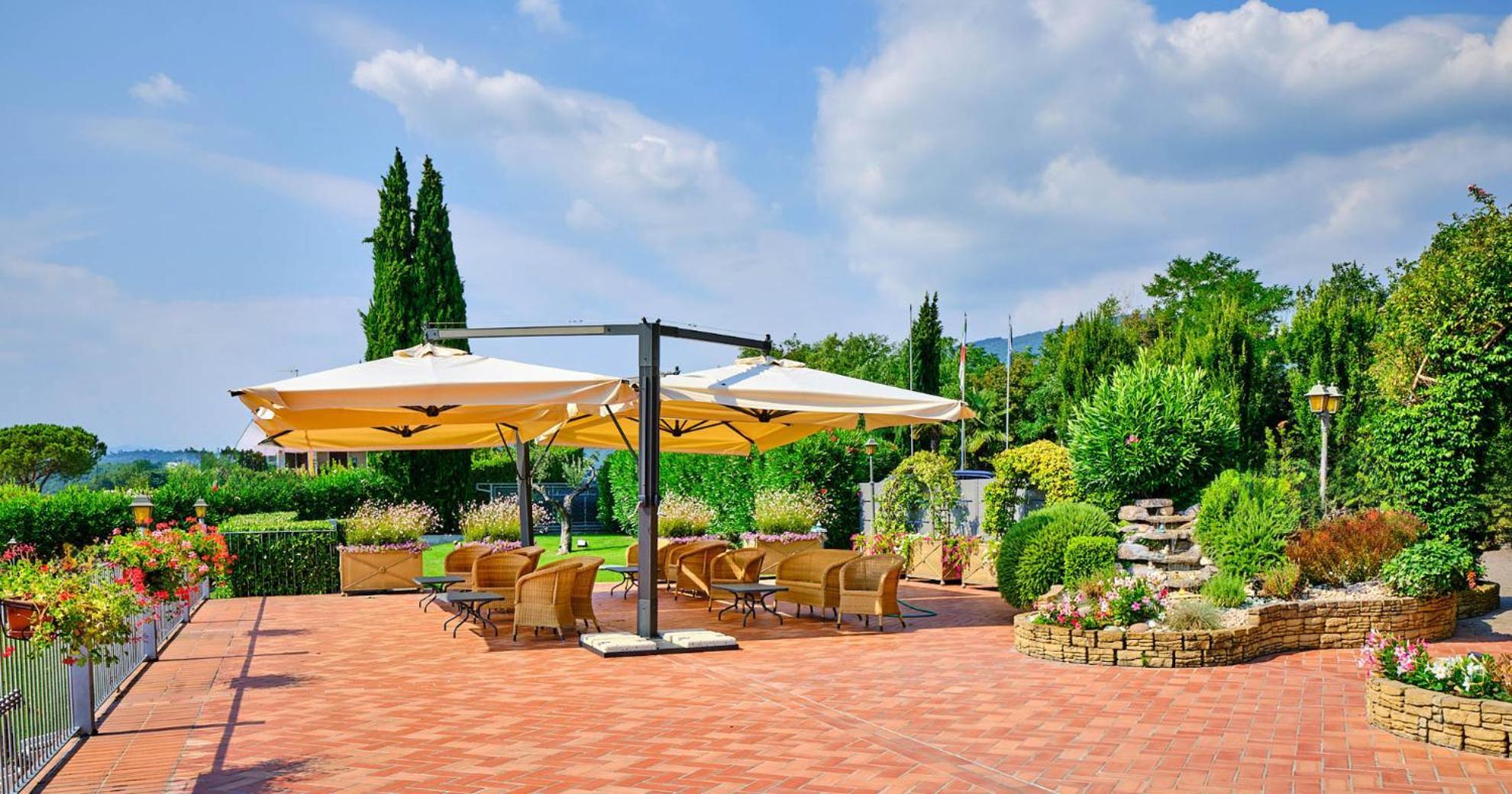 Hotel Boffenigo - The Golden Hour กอสเตร์มาโน ภายนอก รูปภาพ