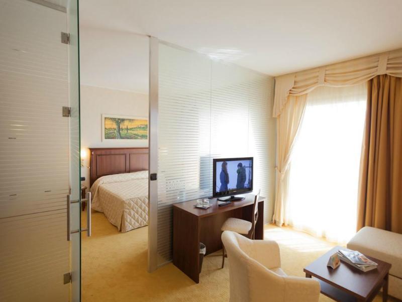 Hotel Boffenigo - The Golden Hour กอสเตร์มาโน ภายนอก รูปภาพ
